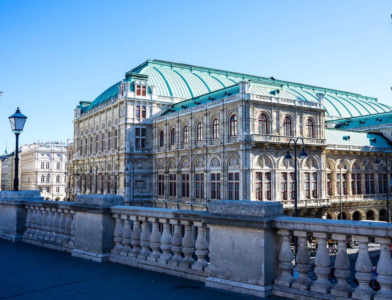 Wiener Staatsoper                      