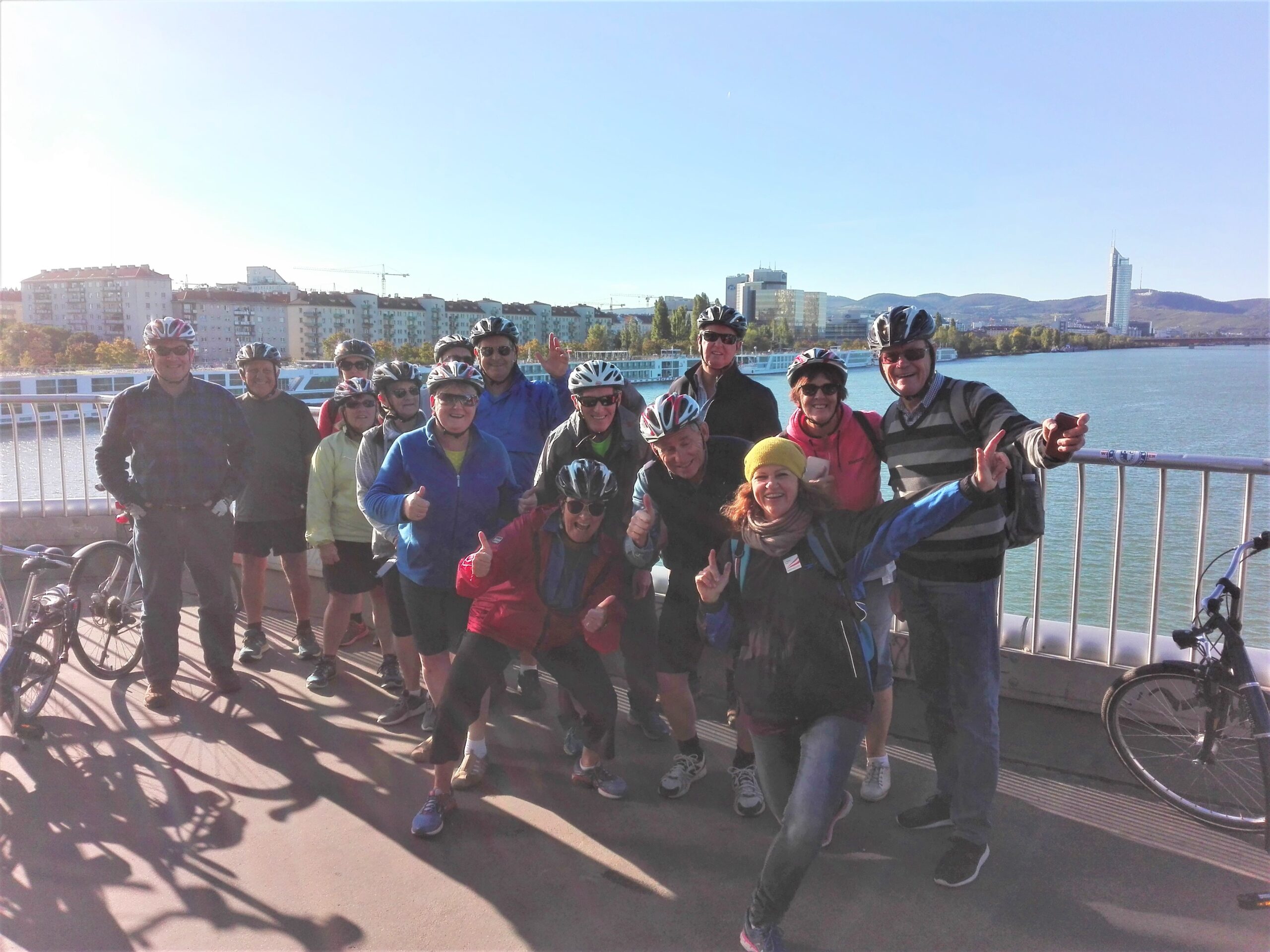 Cycling group  at Reichsbrücke
